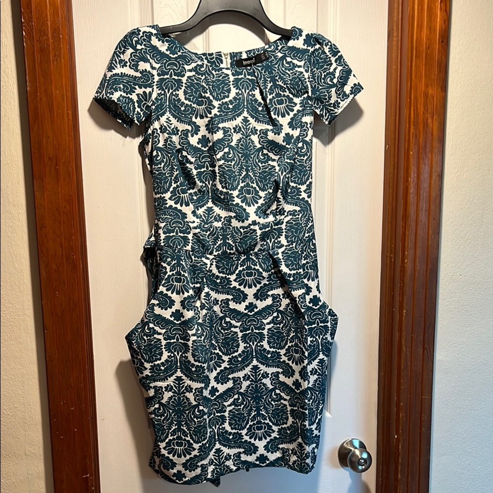Chic Teal and White Patterned Midi Dress